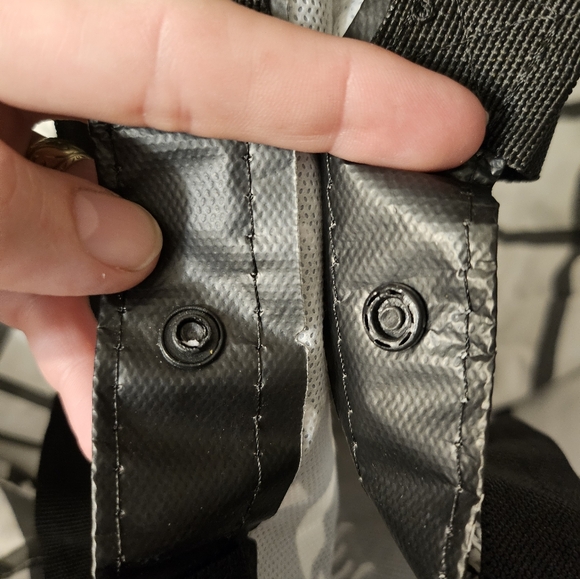 lululemon athletica Black and Green Tote‎ Bag / Lunch Bag Set - Picture 9 of 10